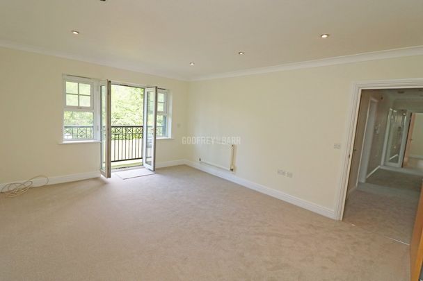 Lowlands Court Mill Hill NW7 - Photo 1