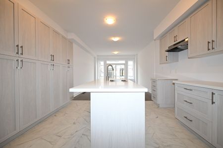 For Lease - 32 WINERY Way Unit# 1, Barrie, Ontario - Photo 4