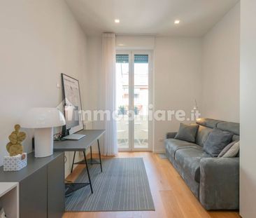 Trilocale via Giovan Battista Pergolesi 4, Buenos Aires, Milano - Photo 1