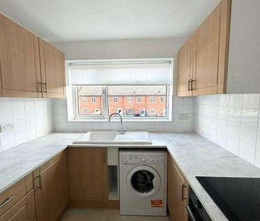 Boundary Road, Newbury, RG14 - Photo 2