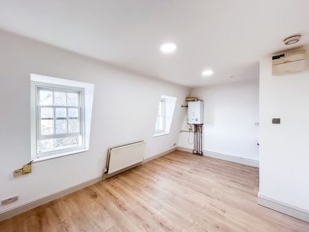 1 Bed Flat, Camden Road, NW1 - Photo 2