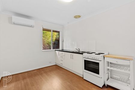 Studio flat in a sought-after locale - Photo 2