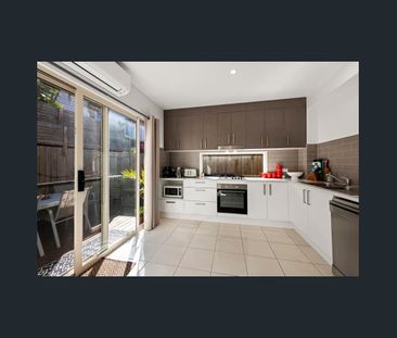 2/52 Ramsay Street, Kedron, Qld 4031 - Photo 4