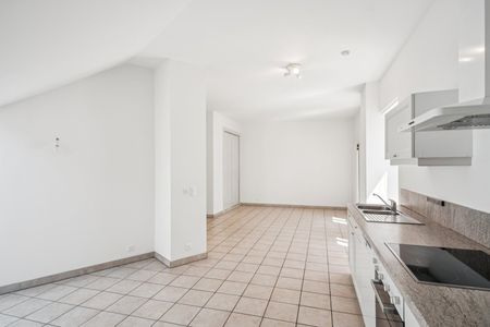 Lumineux appartement de 3 pièces mansardé - Foto 3