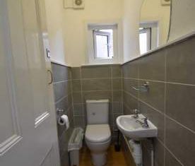 1 bedroom property to rent in Southend On Sea - Photo 2