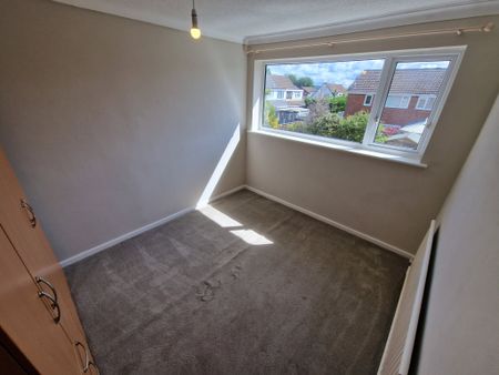 Warwick Road, Radcliffe - Photo 5