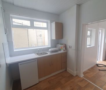1 Bed Flat, Coventry, CV5 - Photo 6