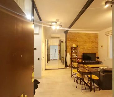 Piso de alquiler en Calle de Alejandro Saint Aubin, Chopera - Photo 1