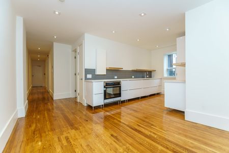 For Lease - 302 Sumach Street Unit# 1, Toronto, Ontario - Photo 4