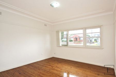 64 Harry Avenue, Lidcombe NSW 2141 - House For Rent | Domain - Photo 4