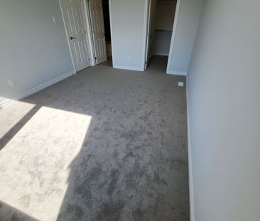For Lease - 514 RYE GRASS Way, Barrhaven, Ontario - Photo 3