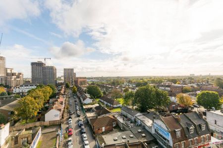 2 bedroom flat to rent - Photo 2