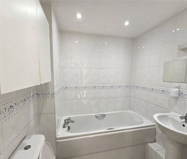 2 bedroom apartment to rent Macquarie Quay, Eastbourne, East Sussex... - Photo 5