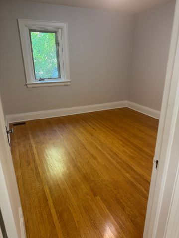 For Lease - 931 Royal York Road, Toronto, Ontario - Photo 5