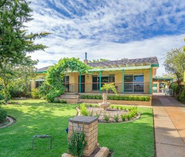 Family-Friendly Home for Rent in Dubbo! - Photo 4