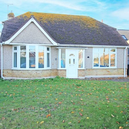 Edward Drive, Birchington, CT7 9BY, Kent - Photo 3
