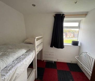 Rowley Close, Hednesford, Property for rent - Photo 2