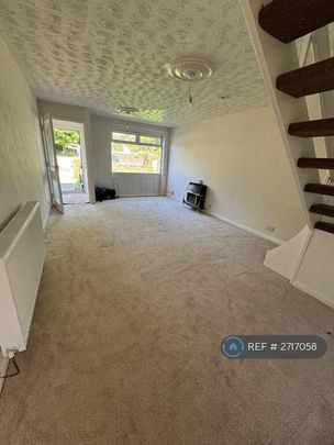 2 bedroom terraced house to rent - Photo 1