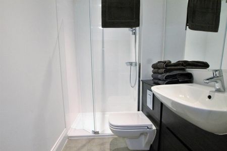 Studio to rent - Photo 5