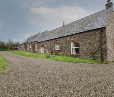 3 bedroom barn conversion to rent - Photo 2