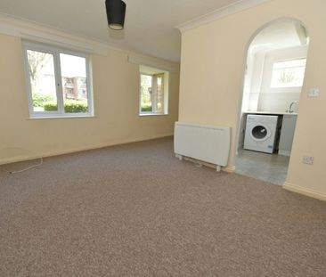 Studio flat to rent on - Photo 6