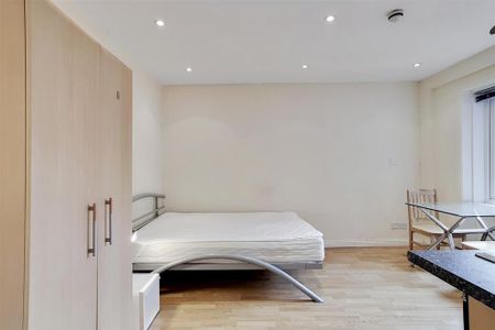 Studio to rent - Photo 4