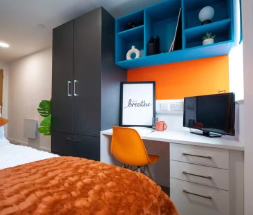 9 Bed Ensuite (Top Floor) - Photo 5