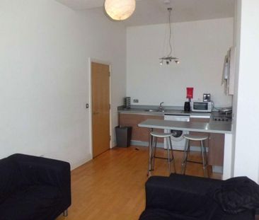 2 bedroom flat to rent - Photo 6