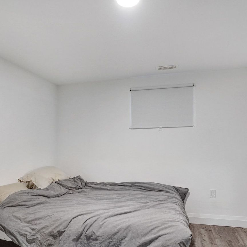 For Lease - 35 Chryessa Avenue Unit# Lower, Toronto, Ontario - Photo 1