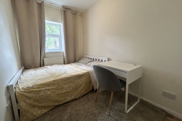 The Newry, LEICESTER - Photo 1