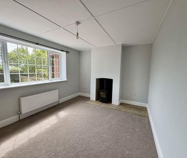 3 bedroom terraced house to rent - Photo 2