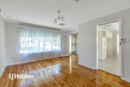 24 Thorndon Crescent, Paradise SA, Belconnen - Photo 2
