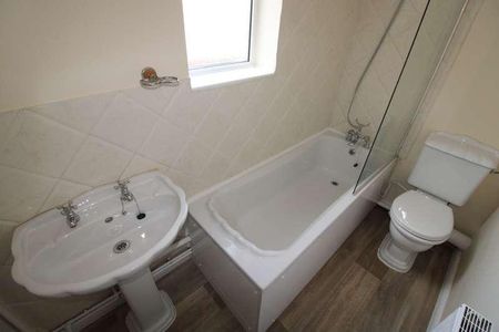 Charles Street, Derbyshire, Church Gresley, DE11 - Photo 2