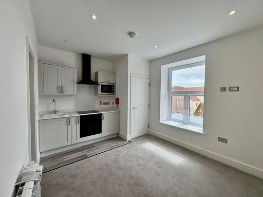 1 bedroom flat to rent - Photo 1