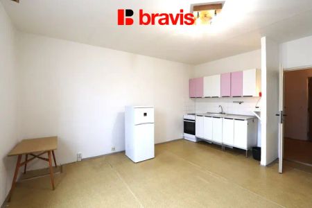 Pronájem bytu 1+kk, Brno - Líšeň, klidné bydlení kousek do přírody, ul. Horníkova - Photo 2