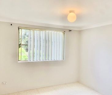 Renovated Apartment - Photo 3