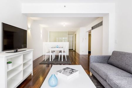 HISTORY MEETS STYLE IN THE HEART OF THE CBD | Furnished - Photo 2