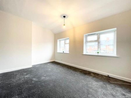 2 bedroom semi-detached house to rent - Photo 2