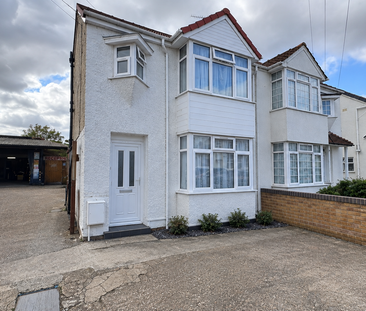 4 bedroom semi-detached house to rent - Photo 6