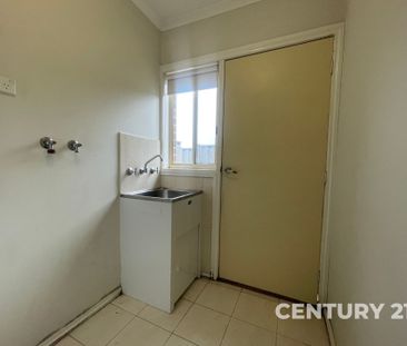 Three Bedrooms, Room to Settle - Photo 6