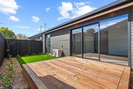 188 Cranford Street, St. Albans - Photo 3