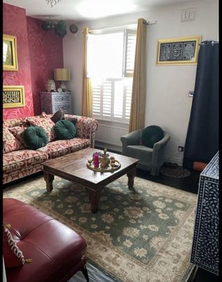 1 bedroom in a house share to rent - Photo 1