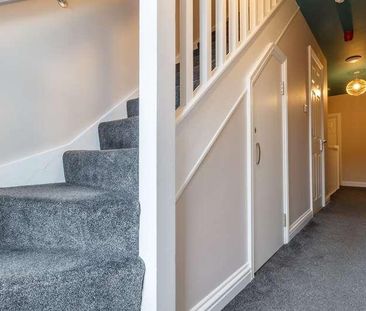 Romer Road, L6 - Photo 5