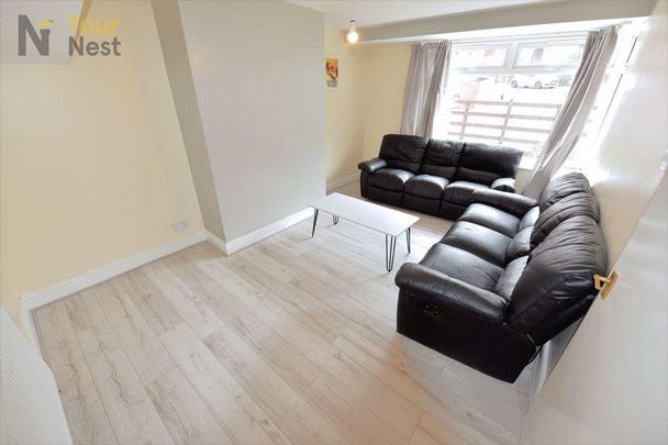 4 bedroom house to rent - Photo 1