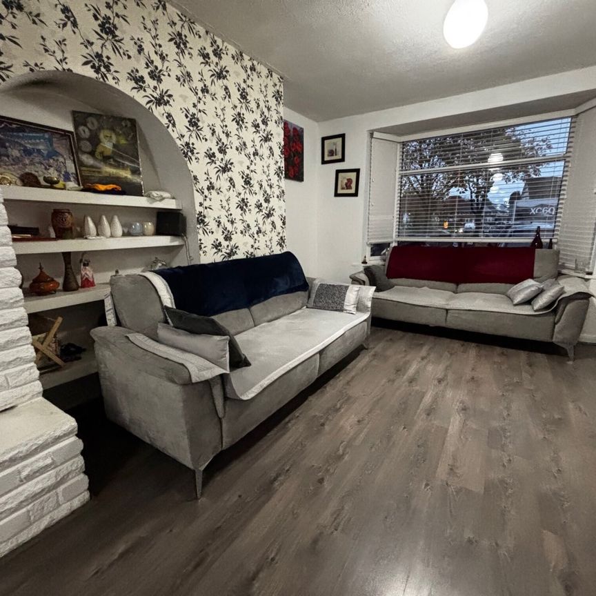 3 bedroom terraced house to rent - Photo 1