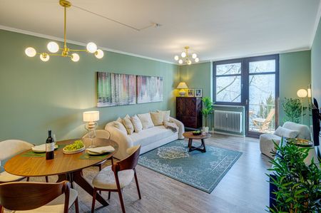 Neu möbliert! Mit Balkon im sehr ruhigen Innenhof - Foto 4