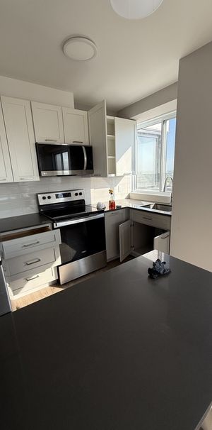 4 1/2 FOR 1695$ (HEATING INCLUDED) - Photo 1