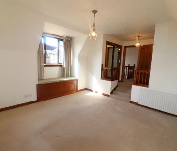 4 bedroom detached house to rent - Photo 6