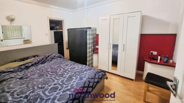1 bedroom flat to rent - Photo 1