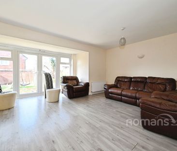 2 bedroom apartment to rent - Photo 4